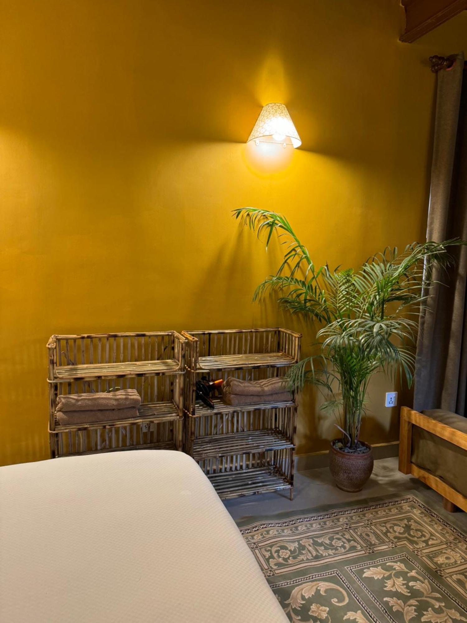 The Melo Pomelo Courtyard. Apartment Kathmandu Luaran gambar
