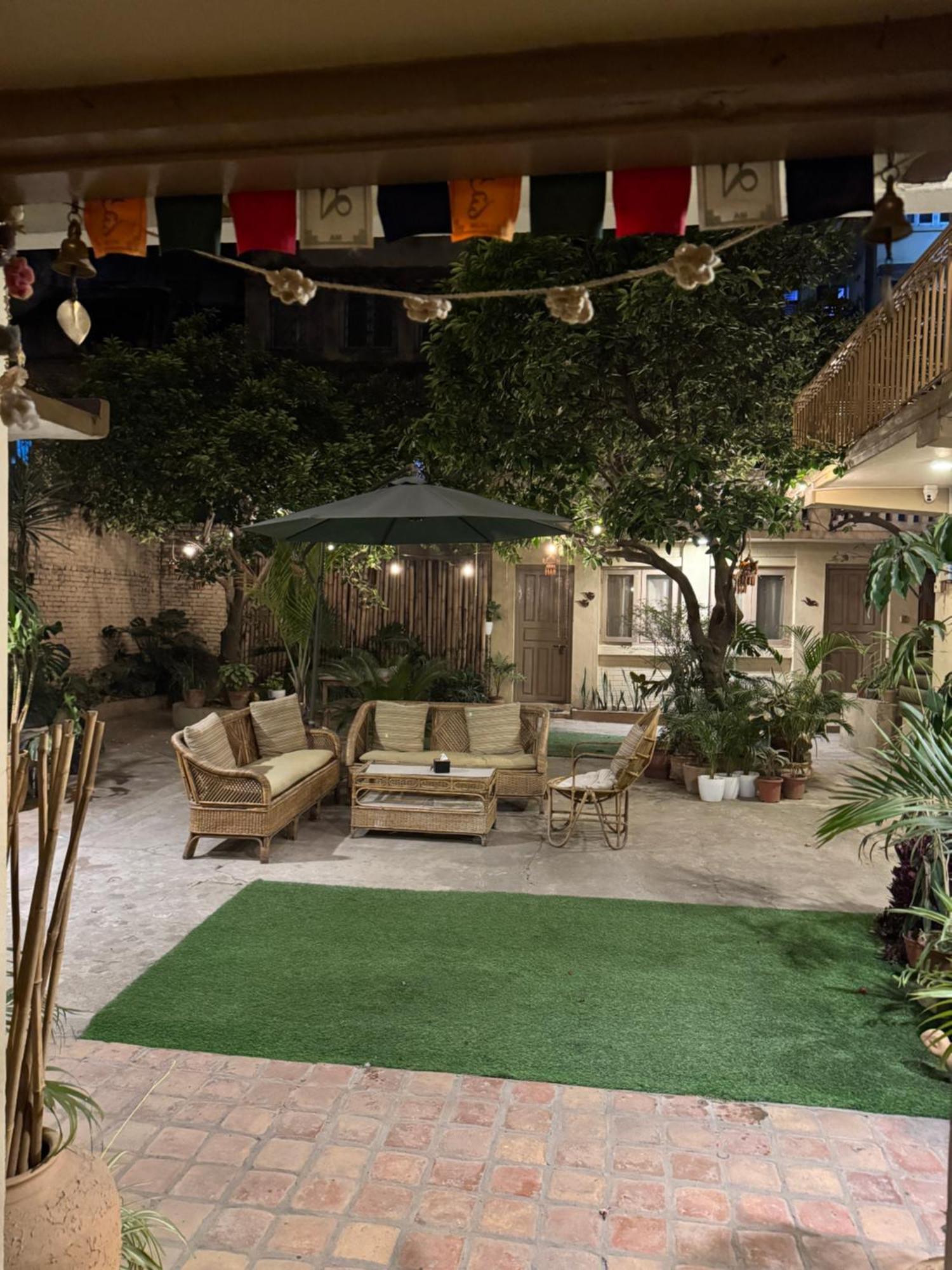The Melo Pomelo Courtyard. Apartment Kathmandu Luaran gambar