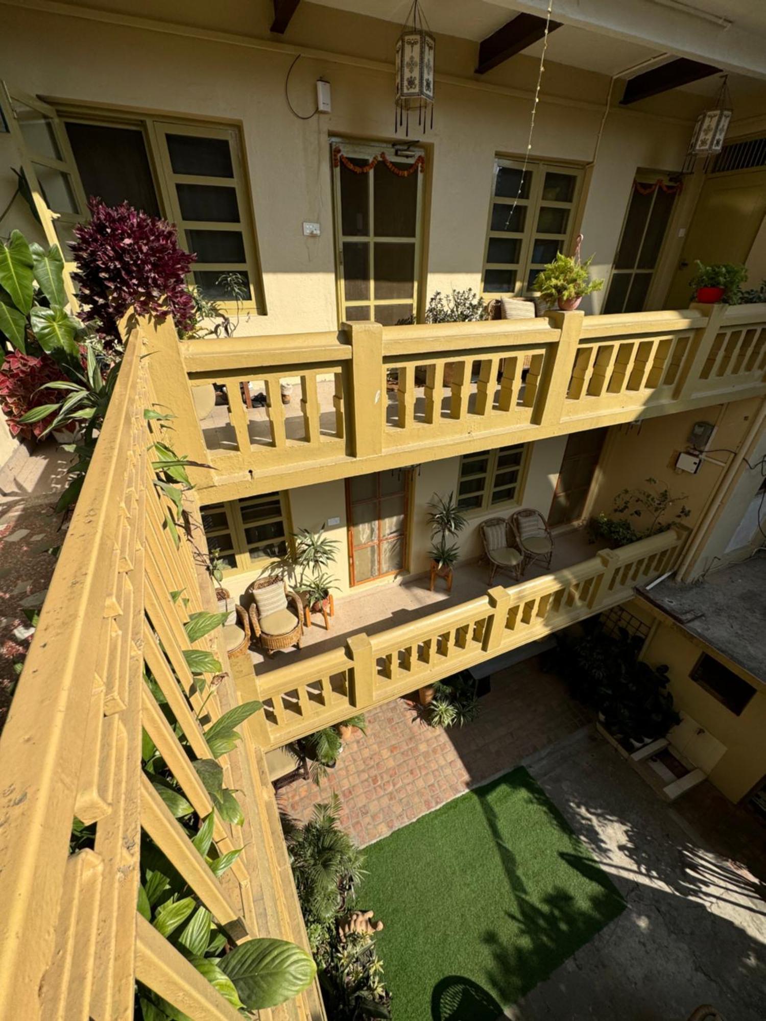 The Melo Pomelo Courtyard. Apartment Kathmandu Luaran gambar