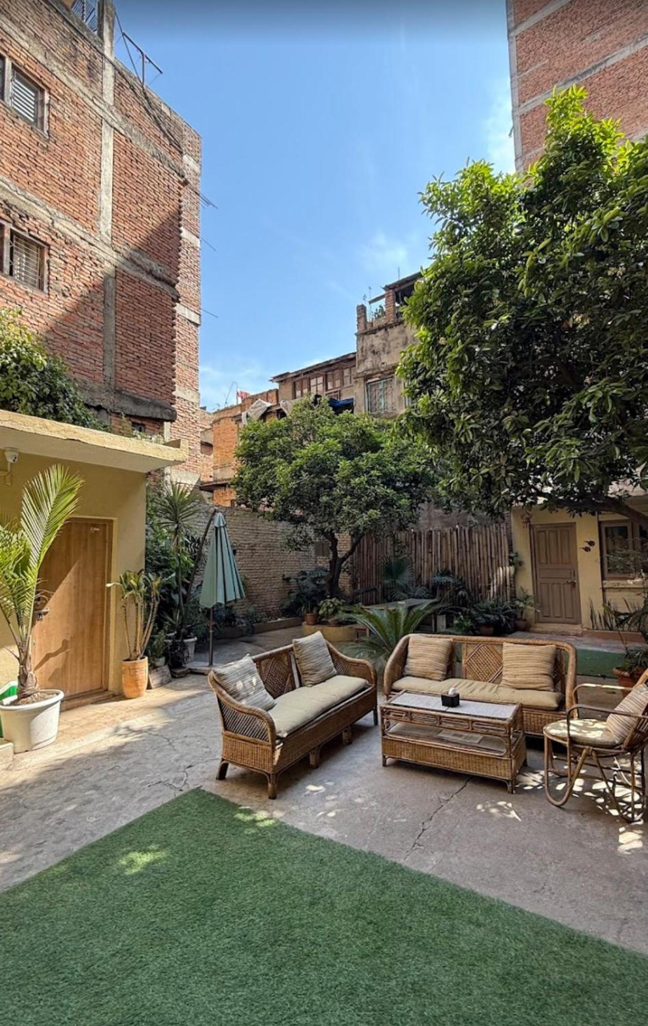 The Melo Pomelo Courtyard. Apartment Kathmandu Luaran gambar