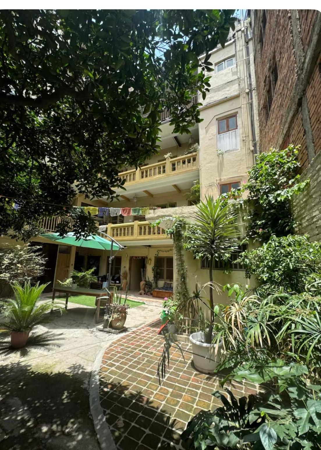 The Melo Pomelo Courtyard. Apartment Kathmandu Luaran gambar
